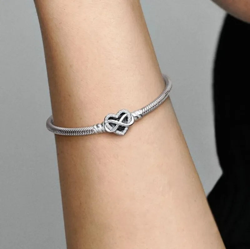 Cubic zirconia heart bracelet