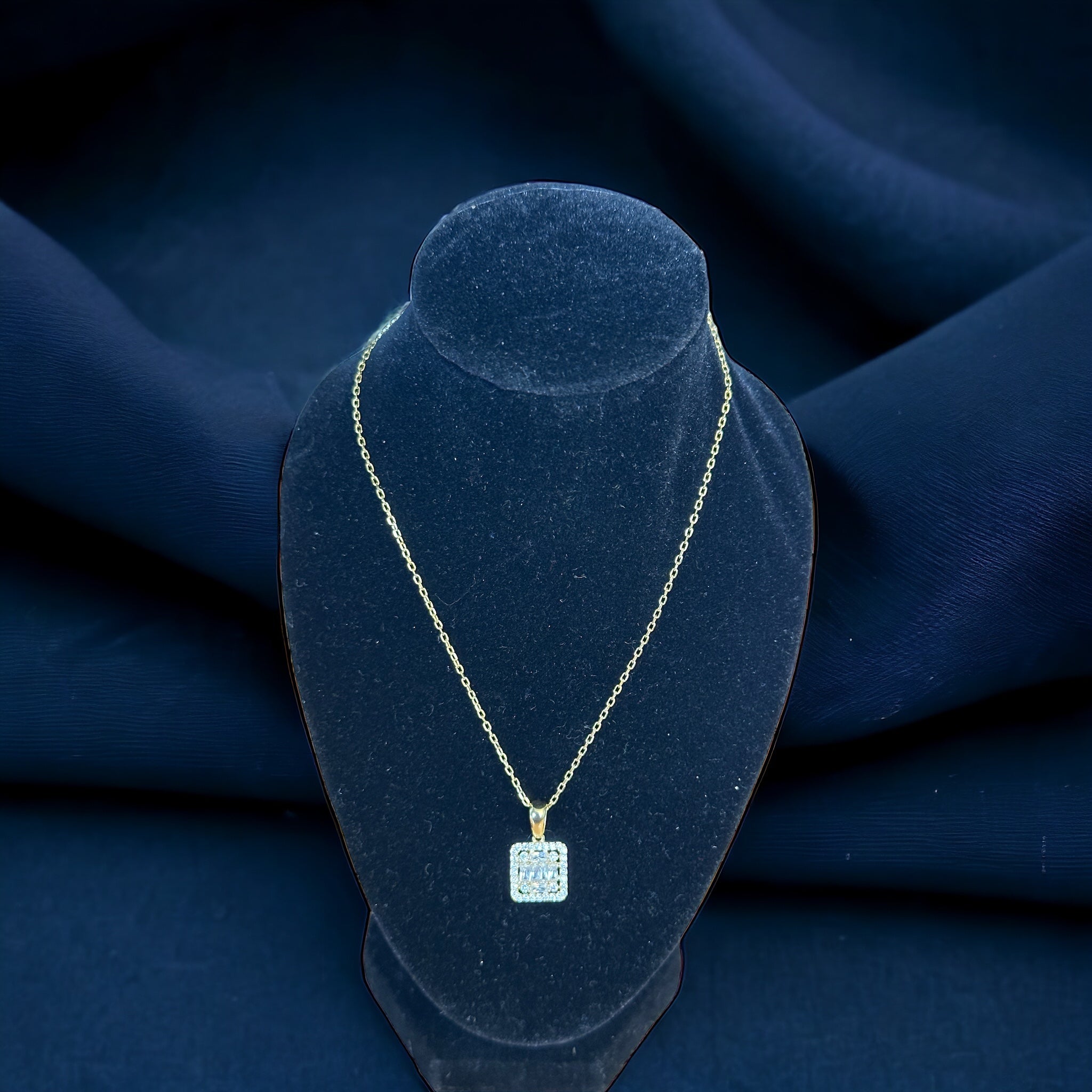 Diamond Baguette Halskette