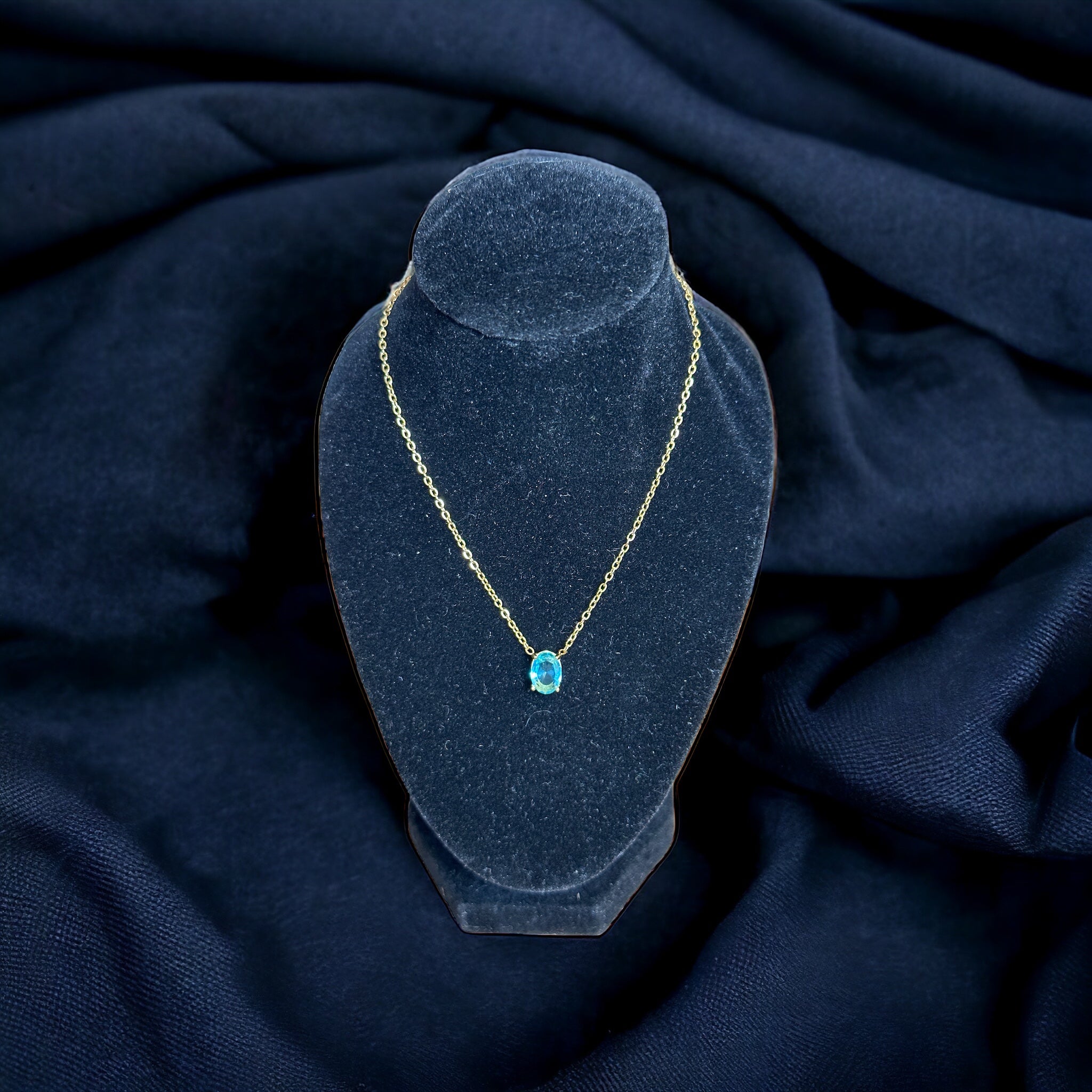 Blue Diamond Halskette