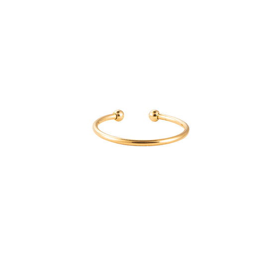 Simple gold ring
